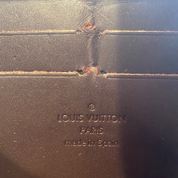Louis Vuitton Monogram Vernis Zippy Wallet - Picture 10 of 17
